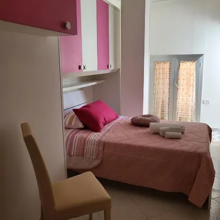Διαμέρισμα Casavacanzelifra 3 *